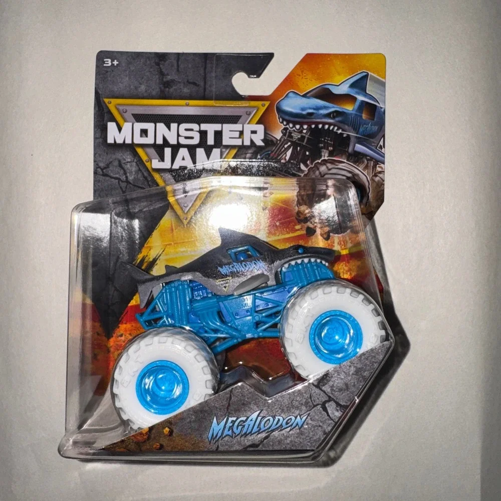 Monster‎ Jam Megalodon Monster Truck Series 02 Grey Blue White 1:64 Scale New